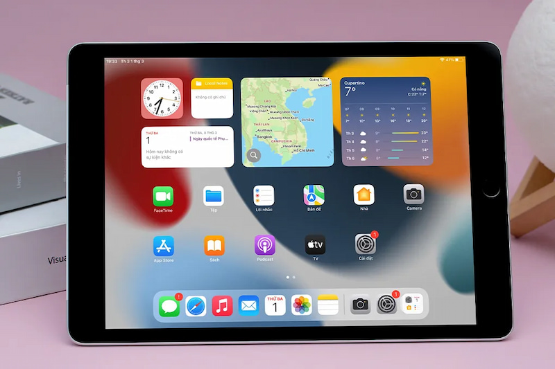 Máy tính bảng iPad 9 Wifi 256GB sử dụng hệ điều hành iPadOS 15