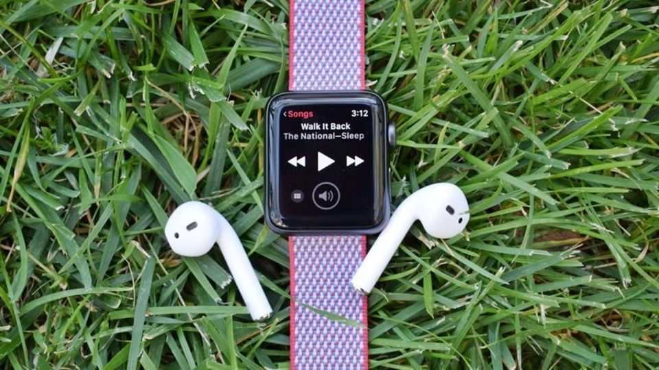 Nên mua Apple Watch GPS hay LTE