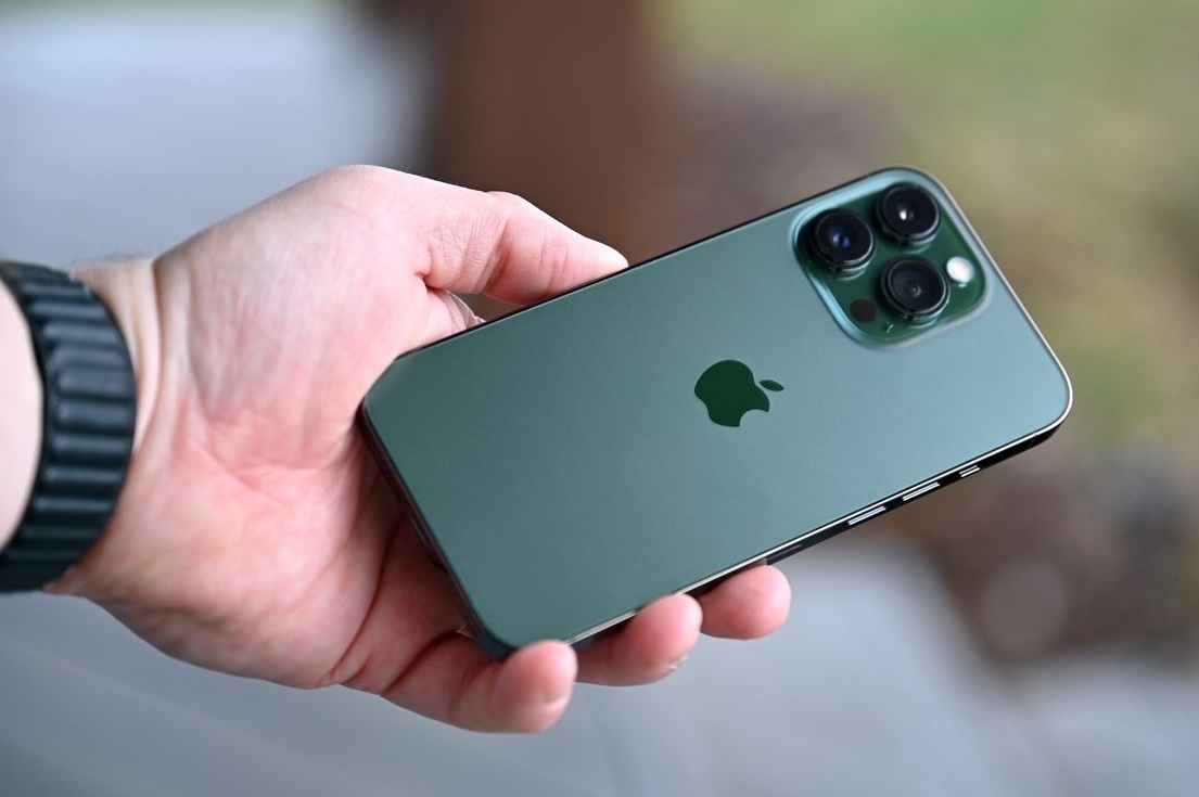 Nên mua iphone ll hay vn