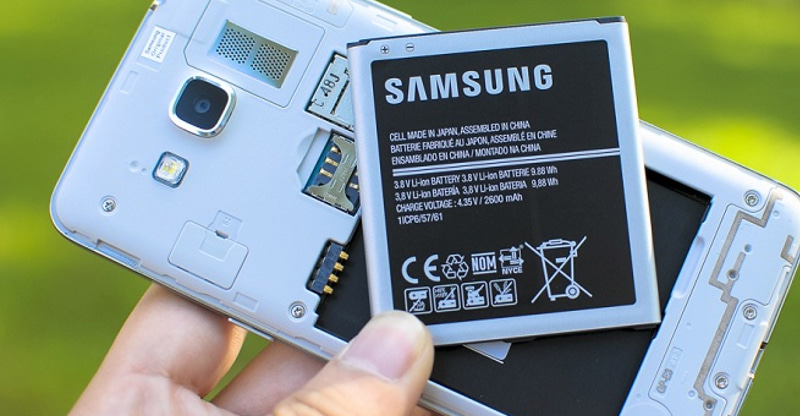 Hướng dẫn chi tiết cách tháo pin điện thoại Samsung đúng cách tại nhà