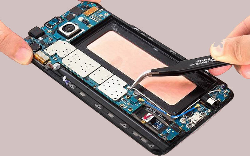 Điện thoại Huawei không lên nguồn do linh kiện bên trong bị lỗi