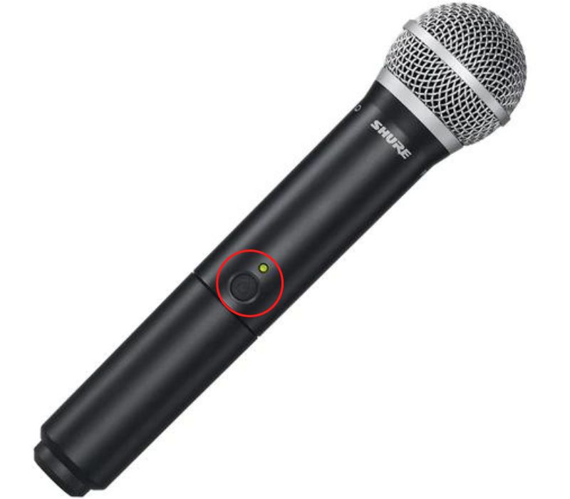 Nút nguồn trên micro không dây Shure