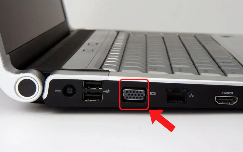 Cổng VGA trên laptop