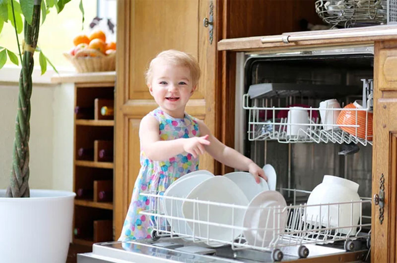 Cả hai sản phẩm đều được trang bị tính năng khóa trẻ em