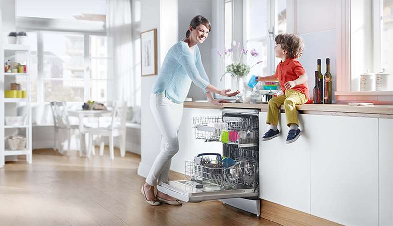 Máy rửa chén Hafele và Bosch đều có độ an toàn cao