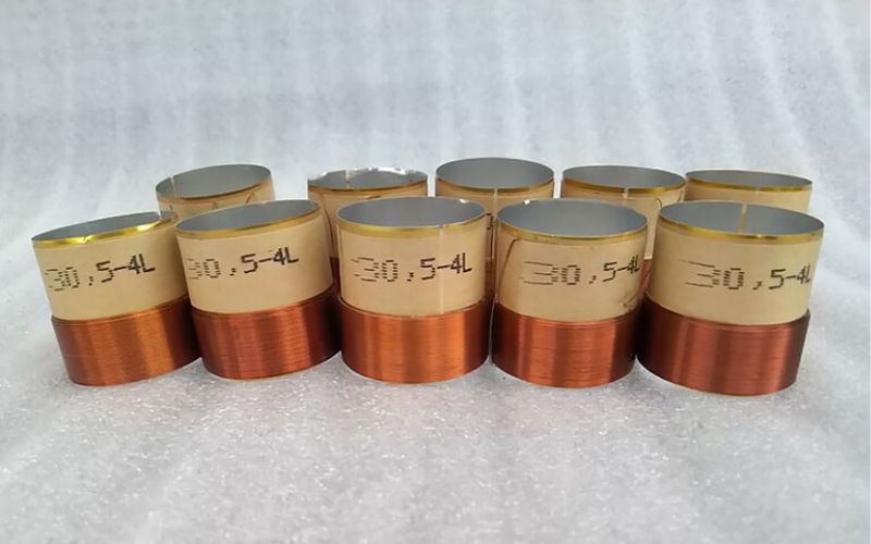 Coil loa có dạng hình trụ đứng