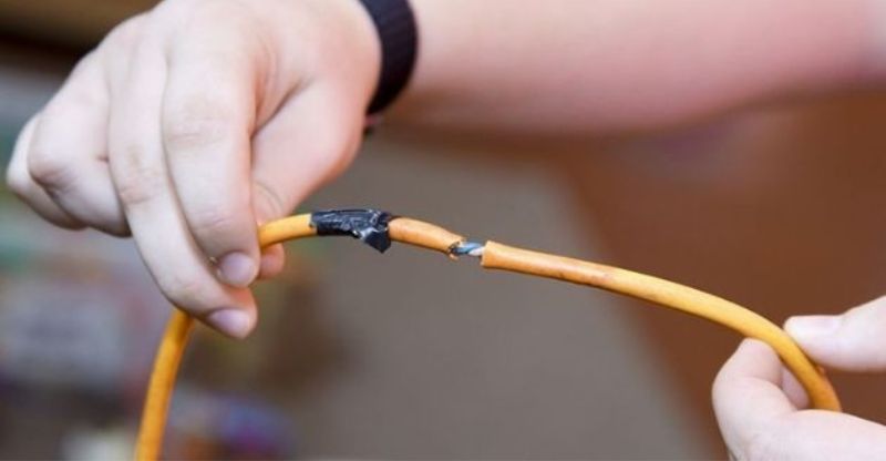 Cách nối dây loa bị đứt