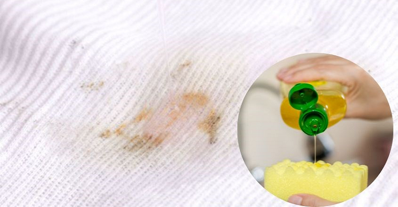 Dùng nước rửa chén giặt sạch vết dầu mỡ trên quần áo