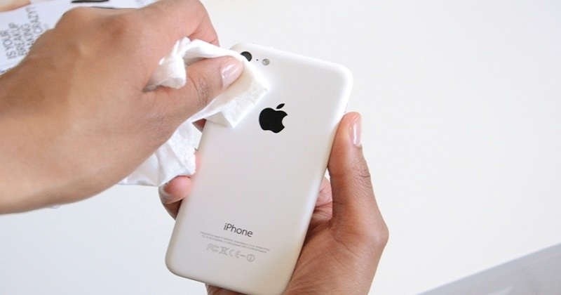 Vệ sinh camera điện thoại